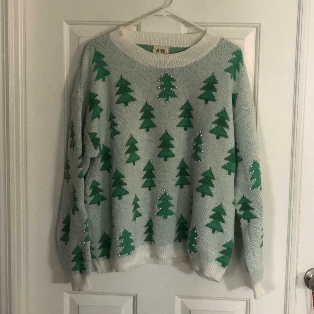BiBi White and Green Tree Pattern Sweater